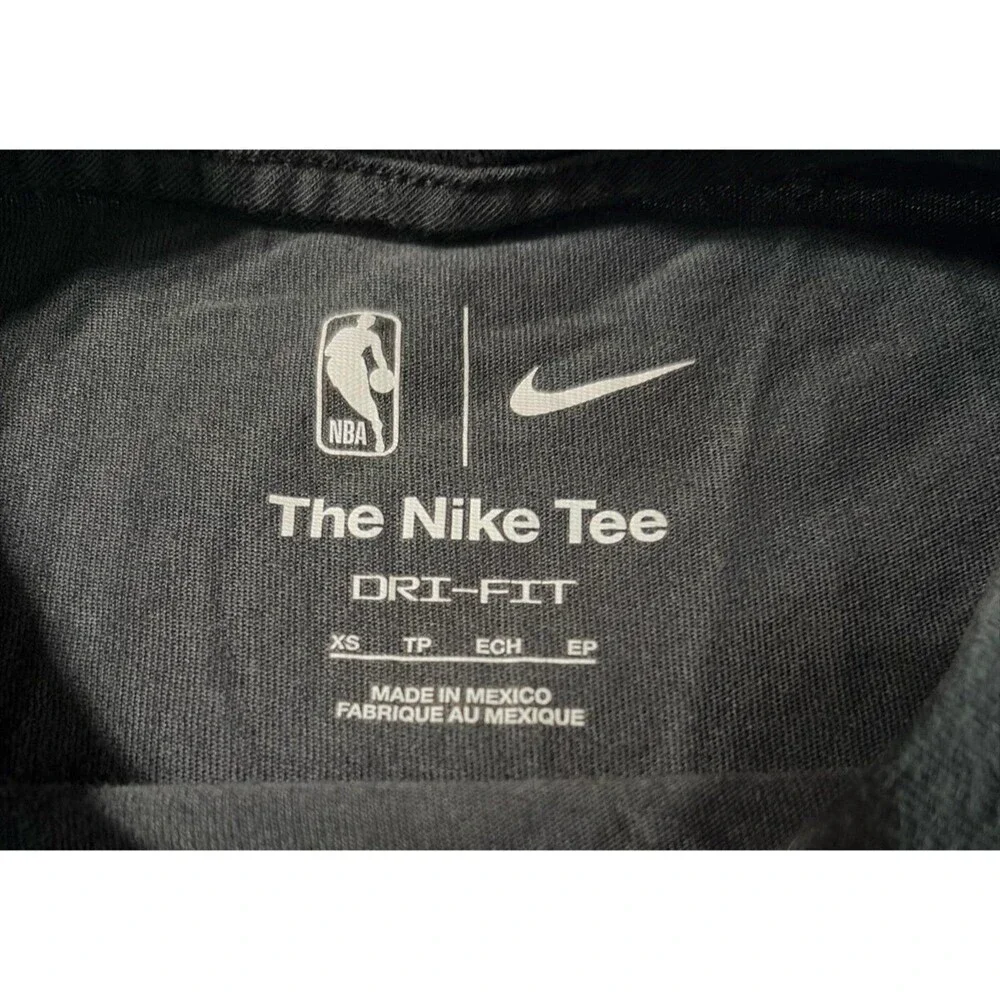 official Nike NBA Orlando Magic Dri-FIT T-Shirt. xs